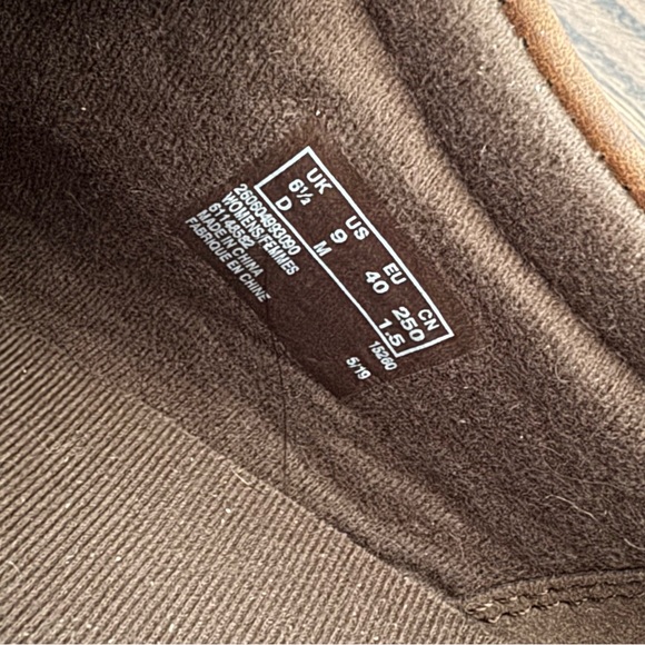 Clarks Padmora Dark Brown Leather Loafer Moccasin (barely worn!) - Picture 5 of 6